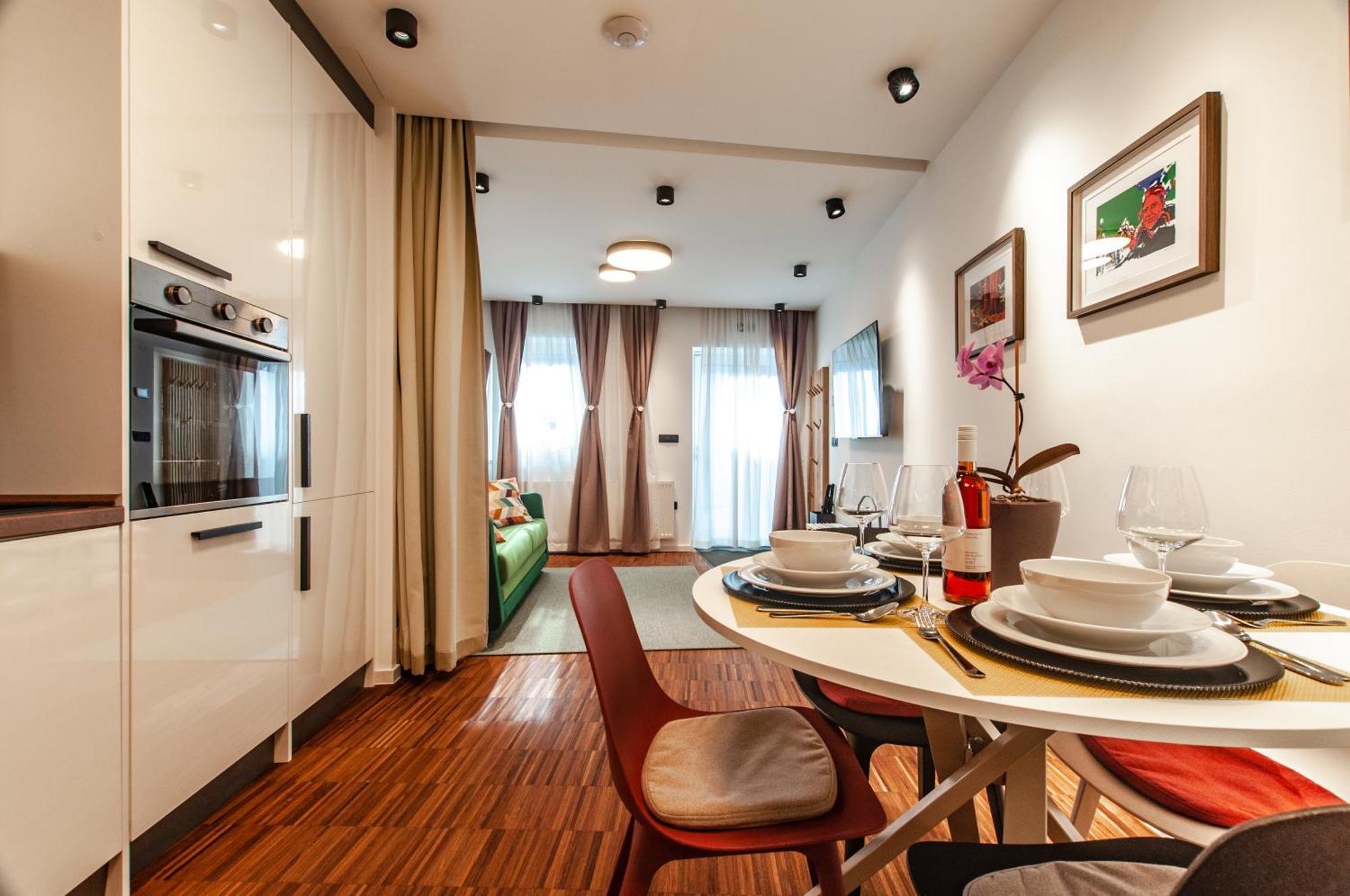 Six In The City Apartment, Ljubljana Exterior photo